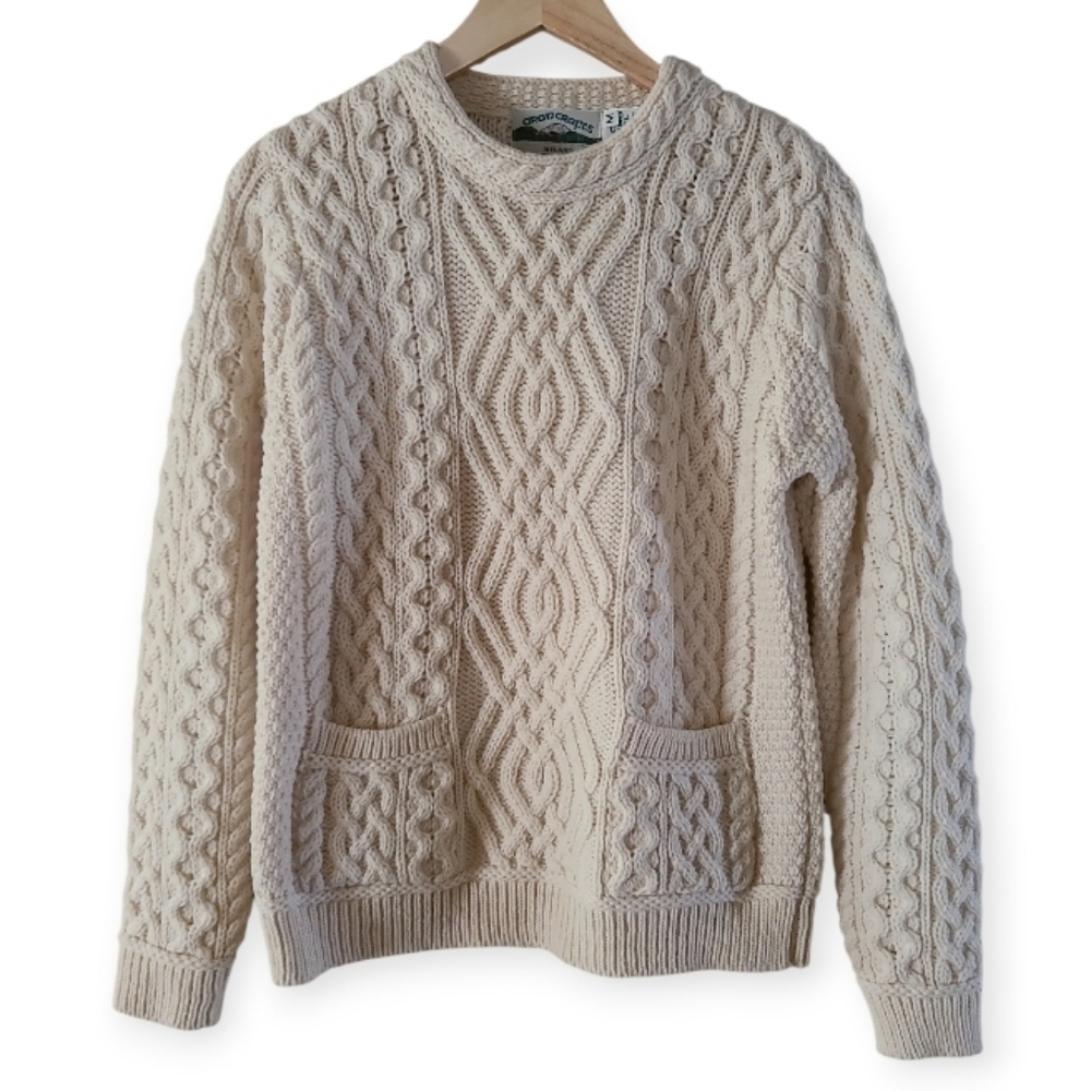 Arancrafts Ireland  100% Merino Wool Cozy Cable Knit Sweater Cream